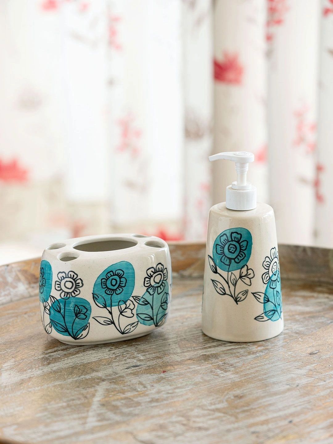 ExclusiveLane Set of 2 Hand-Painted Aqua Bloom Ceramic Bathroom Accessory-picture-30