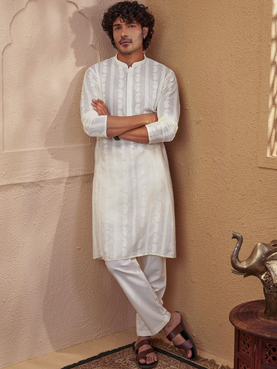 VASTRAMAY Men Ethnic Motifs Embroidered Regular Thread Work Pure Cotton Kurta with Trousers-picture-21