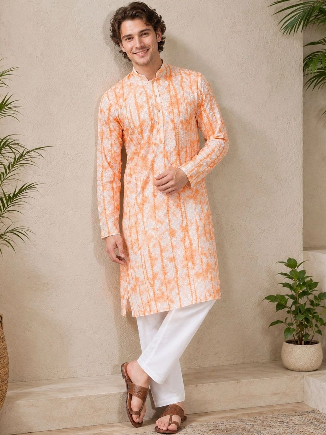 House of Pataudi Men Leheriya Printed Kurta-picture-35