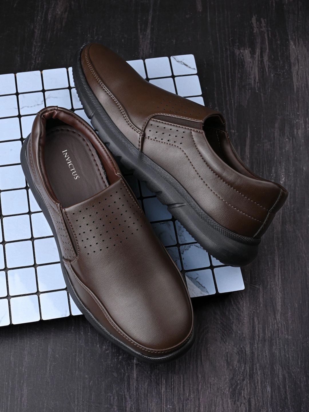 INVICTUS Men Textured Round Toe Formal Slip-On Shoes-image-29