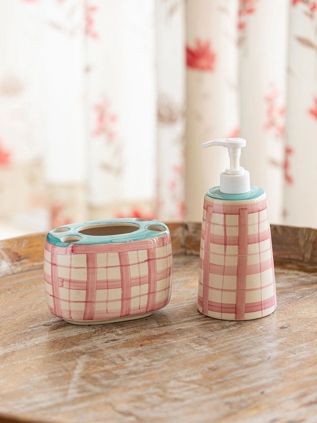 ExclusiveLane Pink & White 2 piece Geometric Ceramic Soap Dispenser-picture-36