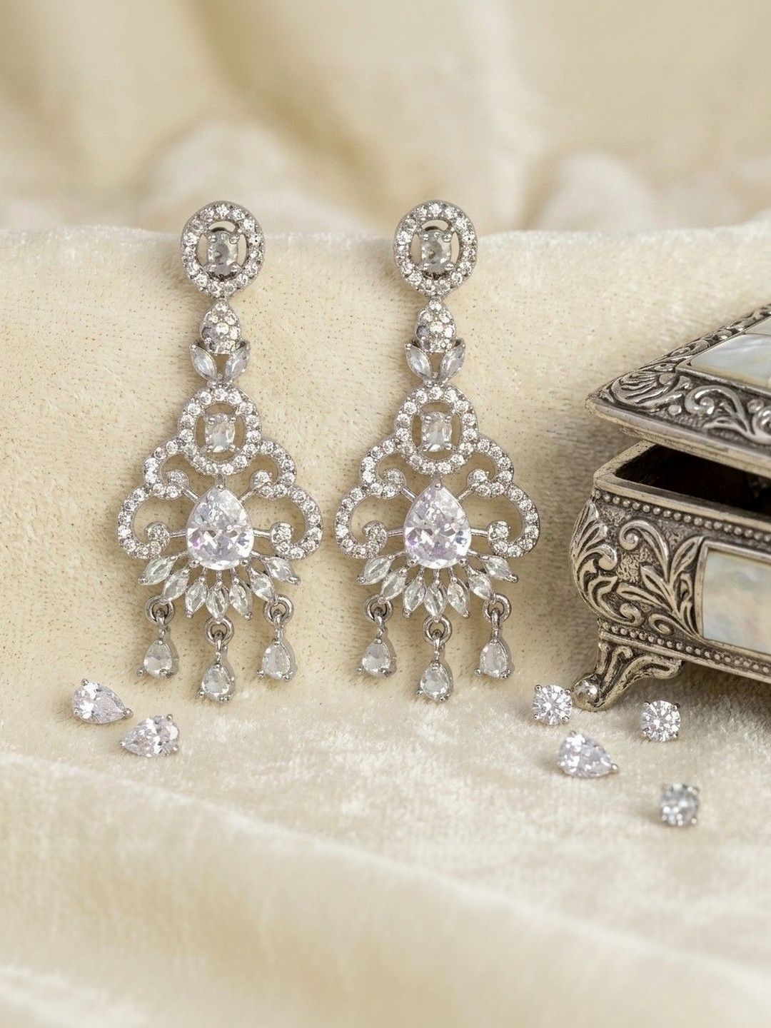 DAZZIRA Geometric Drop Earrings-picture-58