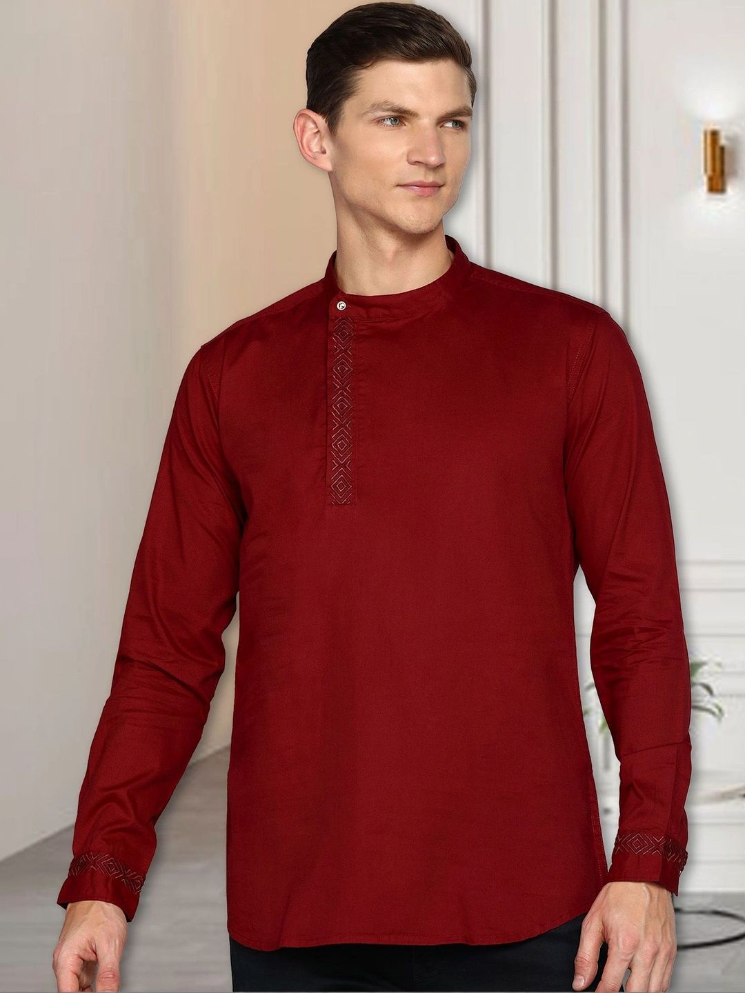 Kuons Men Embellished Thread Work Kurta-picture-25