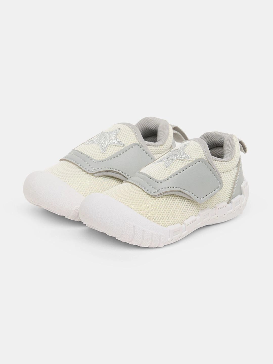 pantaloons baby Pantaloons Girls Textured Sneakers-picture-29