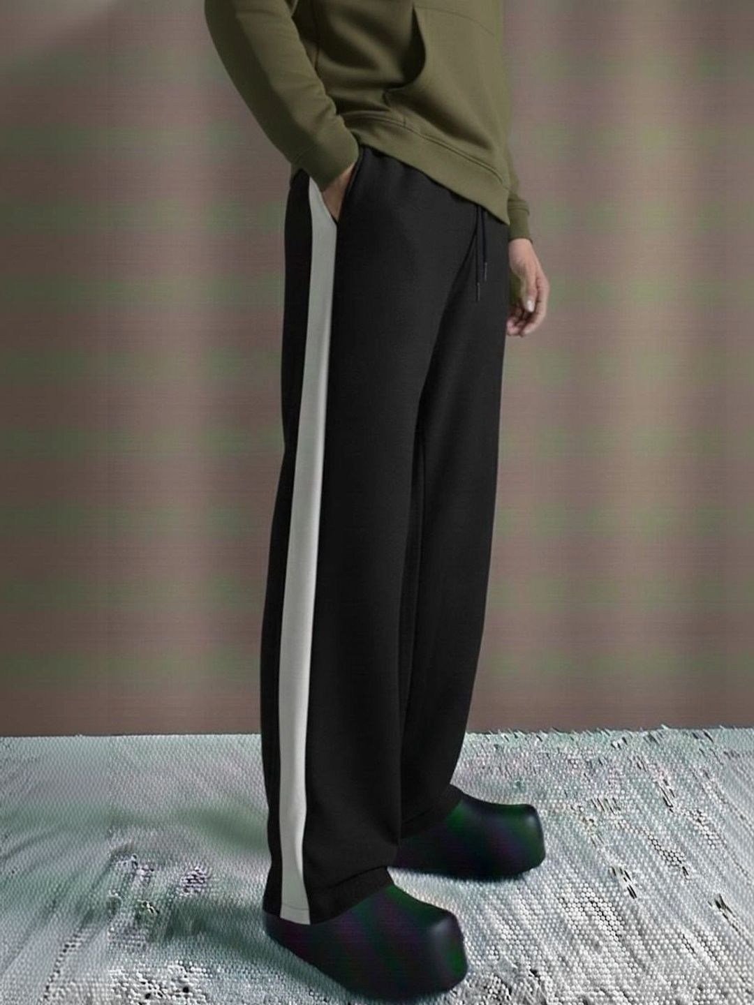 WARCOURT Men Regular Fit Colourblocked Training Track Pants-picture-16