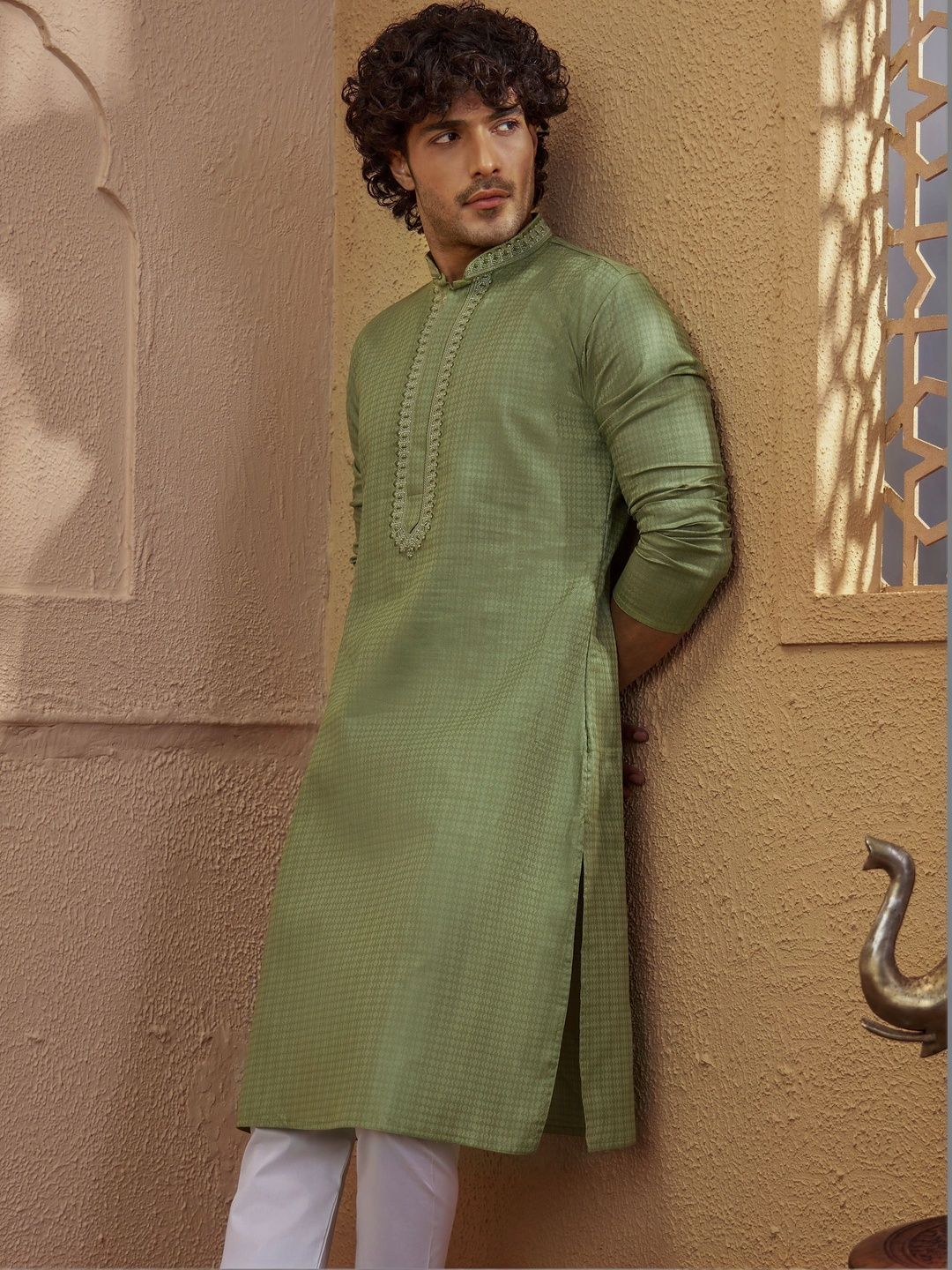 VASTRAMAY Men Thread Work Jacquard Kurta-picture-52