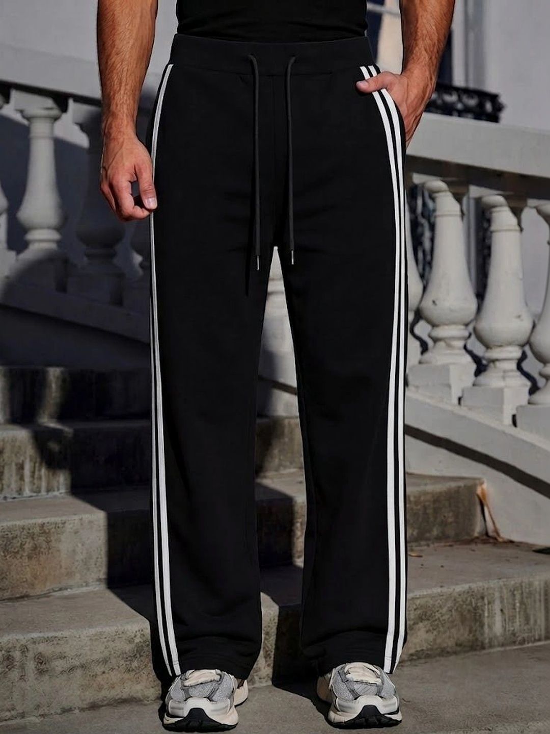 PROGENY Men Relaxed Fit Colourblocked Training Track Pants-picture-28