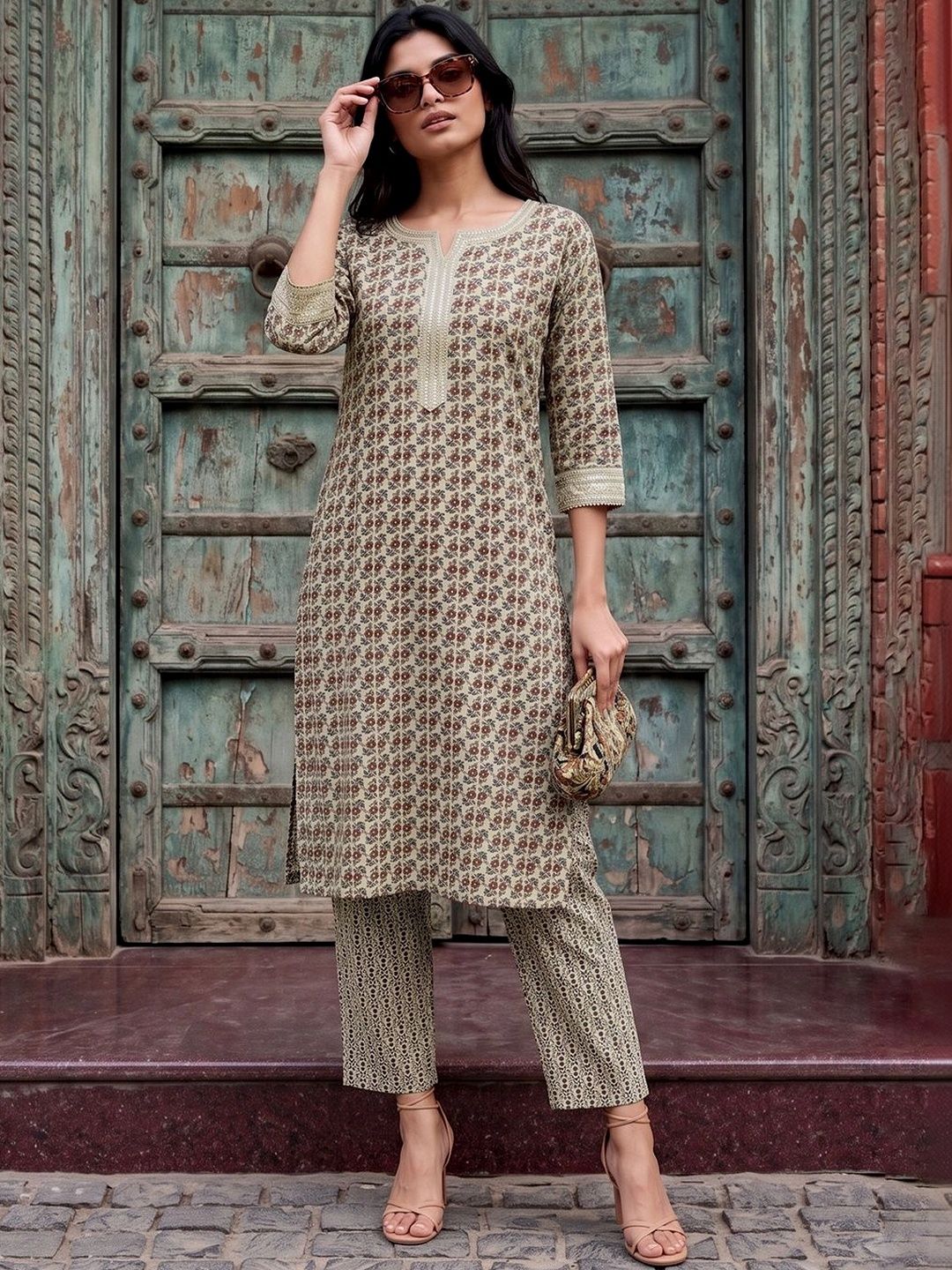 Melange by Lifestyle Women Floral Printed Regular Kurta with Trousers-picture-37