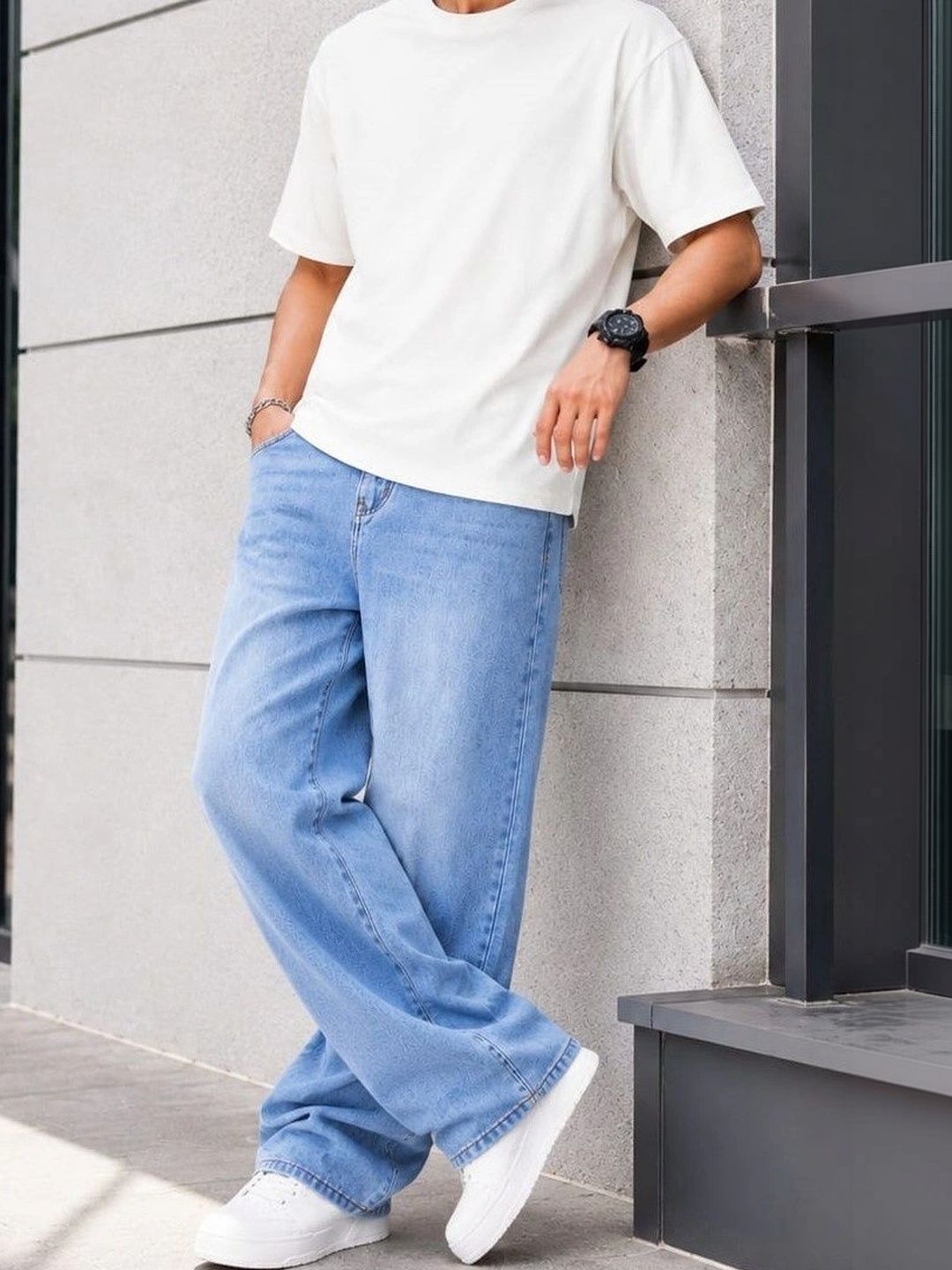 PINKLIT Men Straight Fit Mid-Rise Light Fade Jeans-picture-15