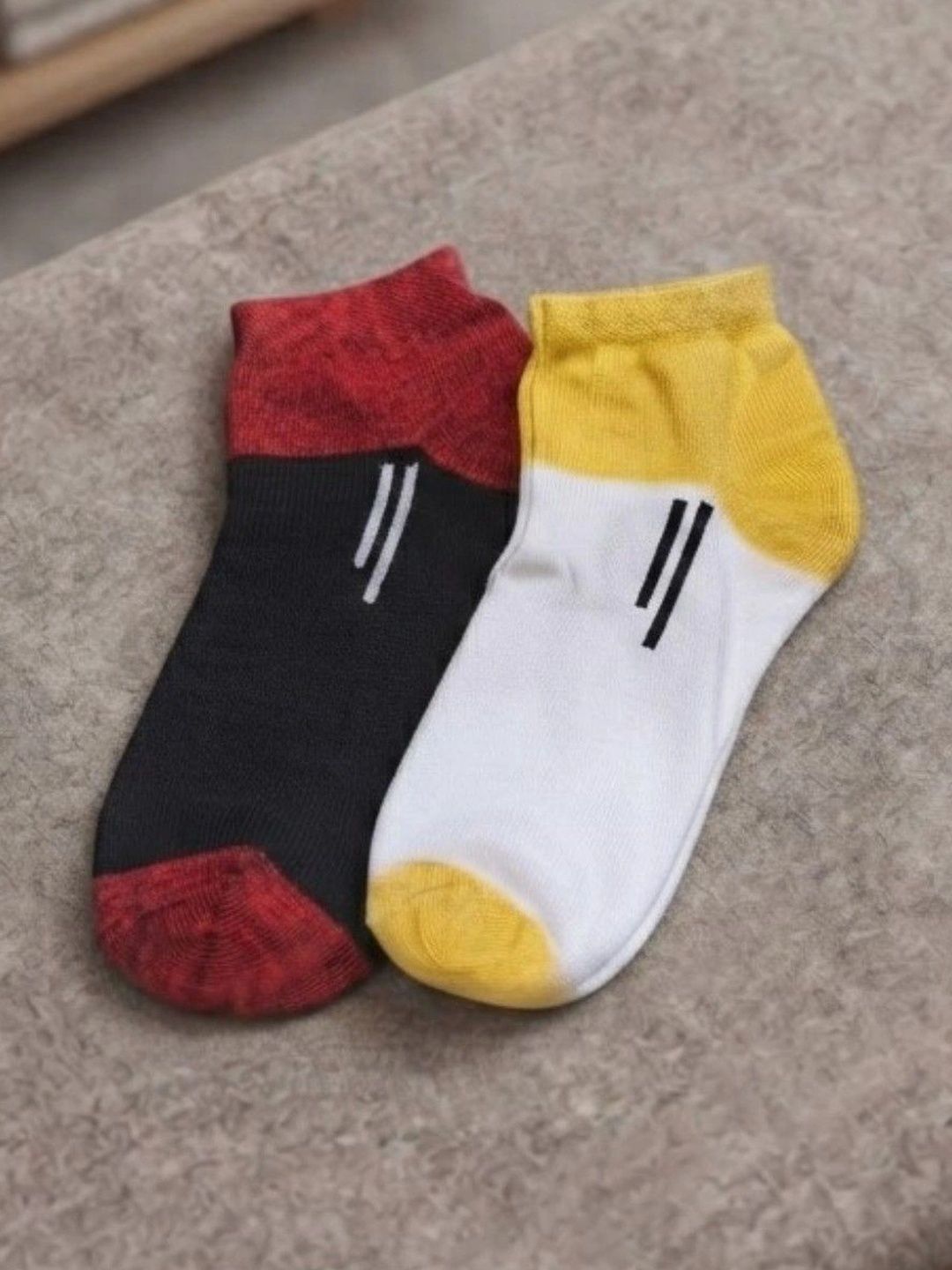 SWAZ Men Pack of 2 Cotton Assorted Colourblocked Ankle Length Socks-picture-42