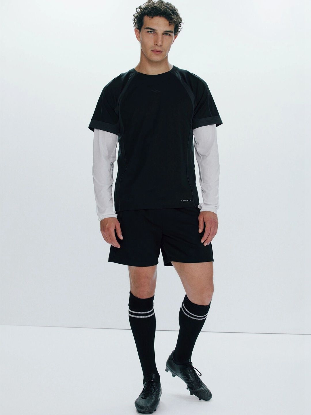 H&M MOVE Football shorts with DryMove-picture-37