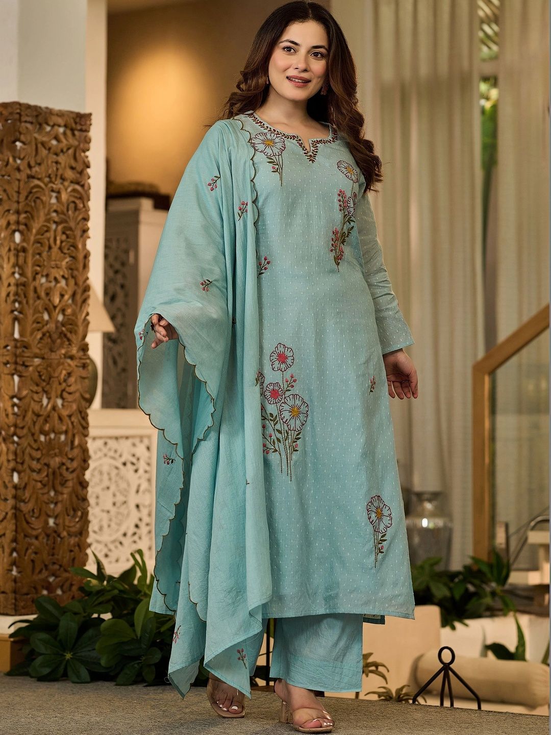 Woomn Women Floral Embroidered Regular Thread Work Pure Cotton Kurta with Trousers & With Dupatta-picture-3