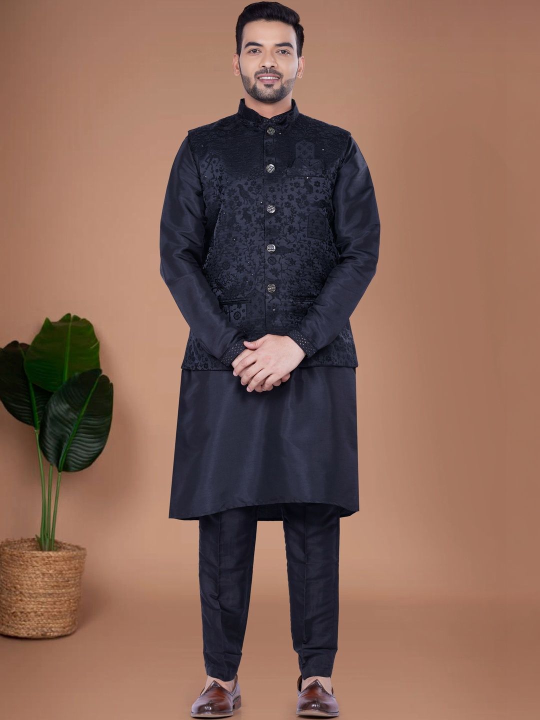 DULHAPAKSH Men Open Front Jacket with Embroidered-picture-12