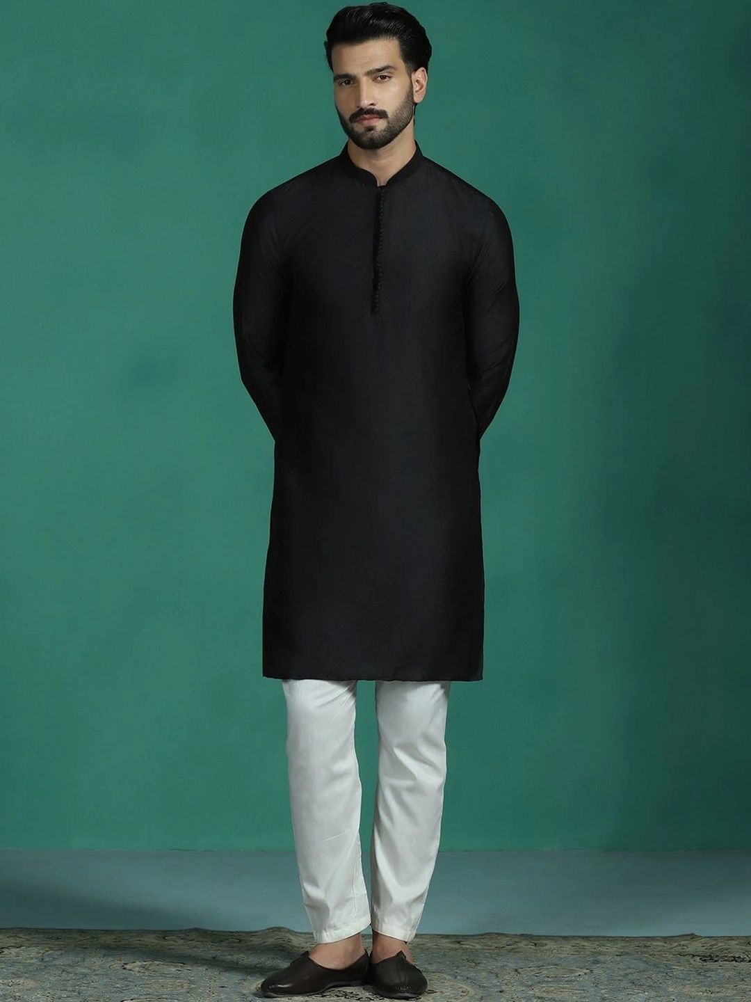 Zavaya Men Thread Work Kurta-picture-23