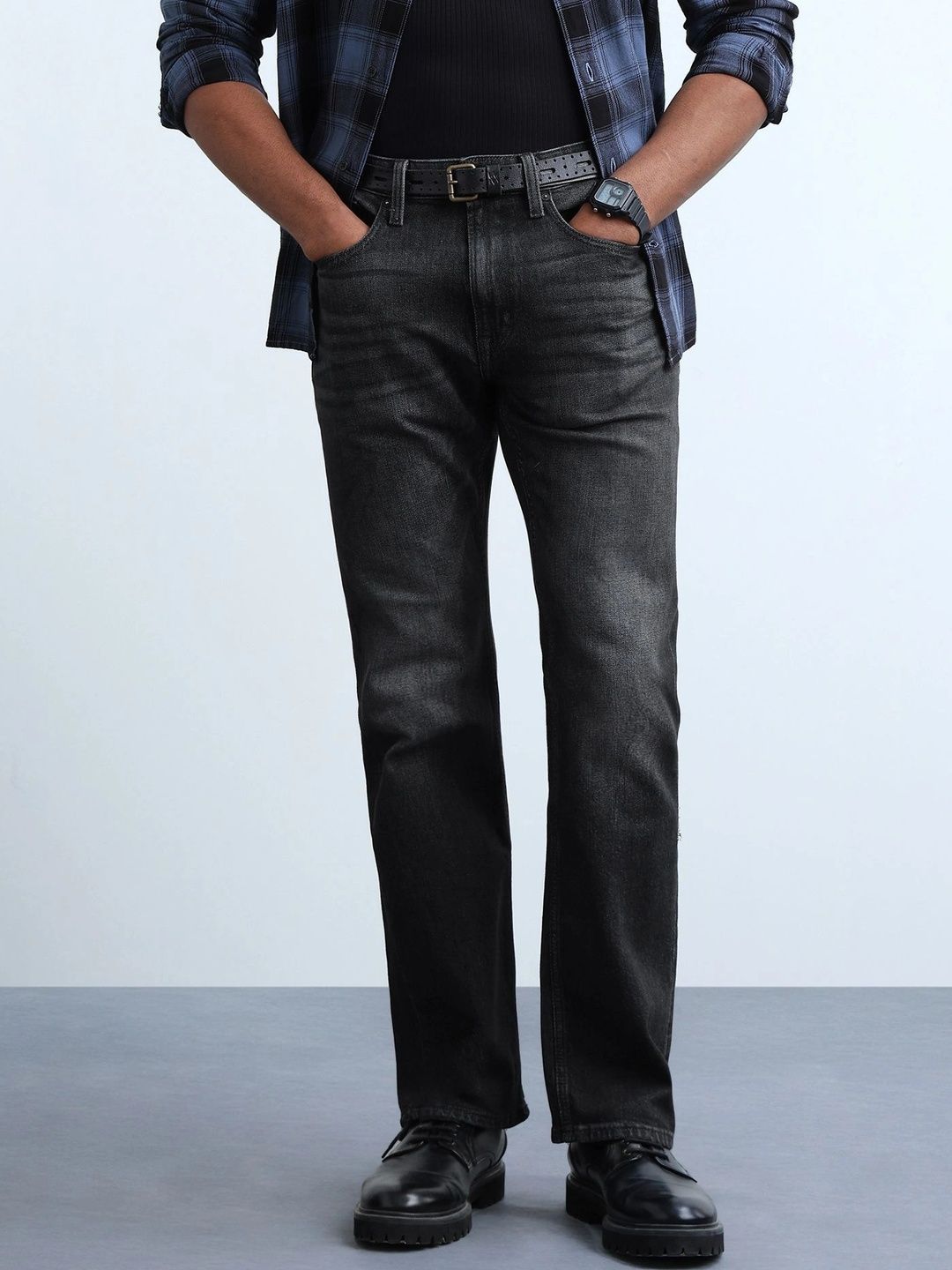 Flying Machine Men Straight Fit Mid-Rise Low Distress Jeans-picture-11
