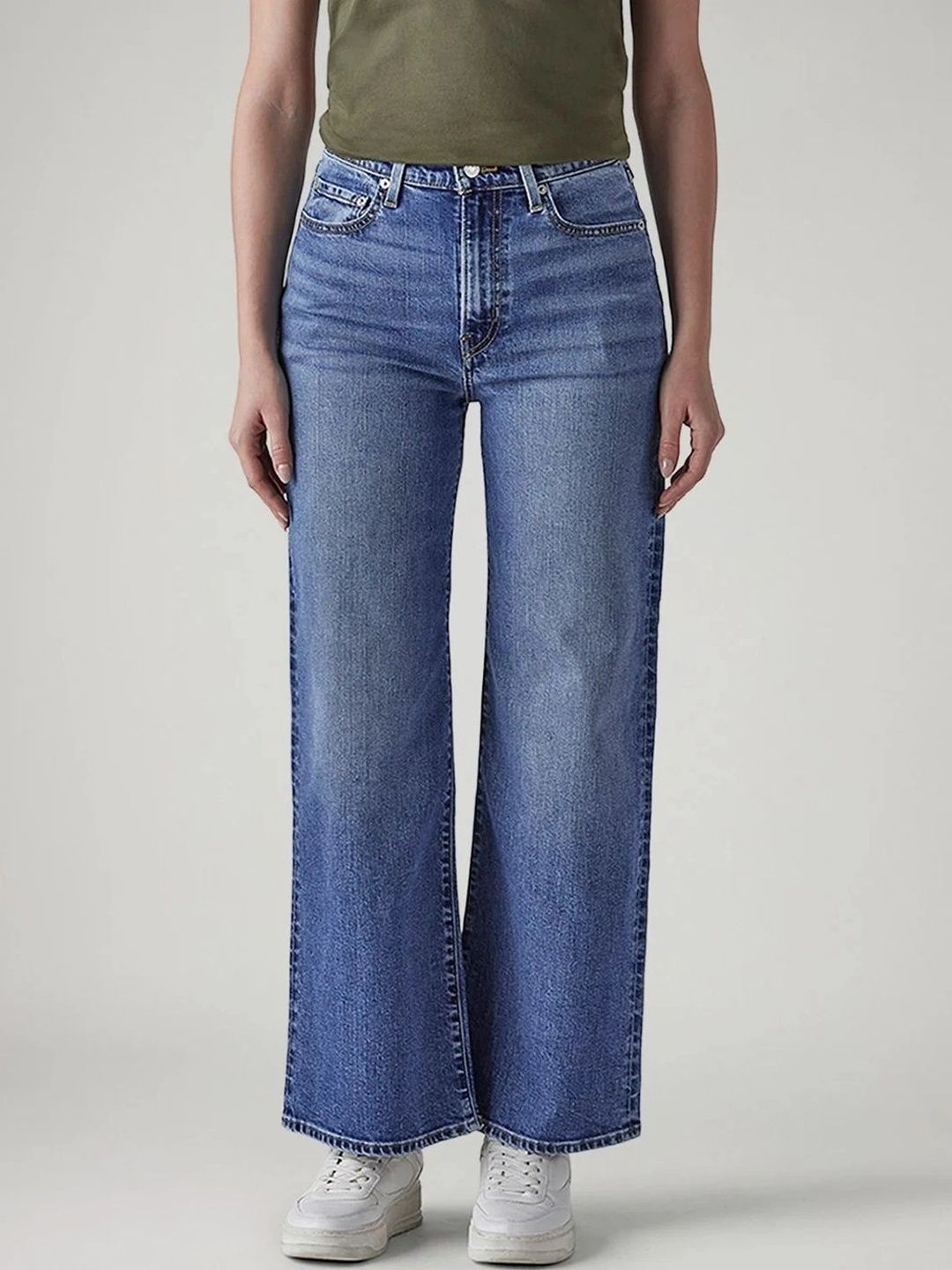 Levis Women Classic High-Rise Light Fade Stretchable Jeans-picture-46