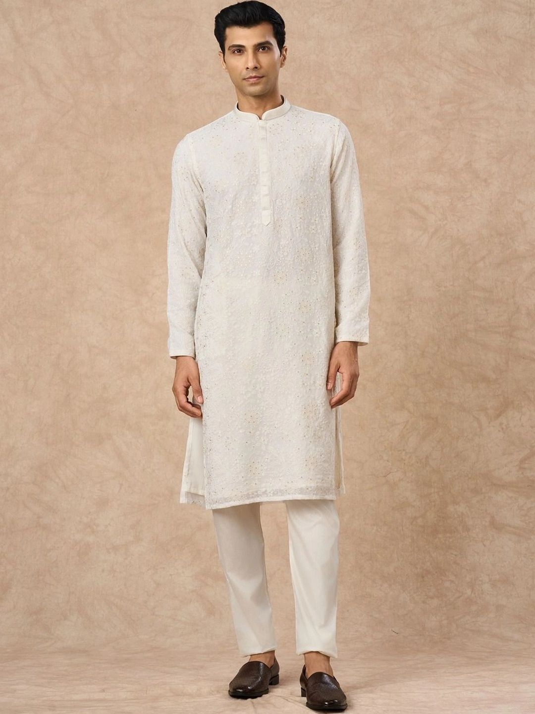 Manyavar Men Ethnic Motifs Embroidered Regular Thread Work Kurta with Pyjamas-picture-21