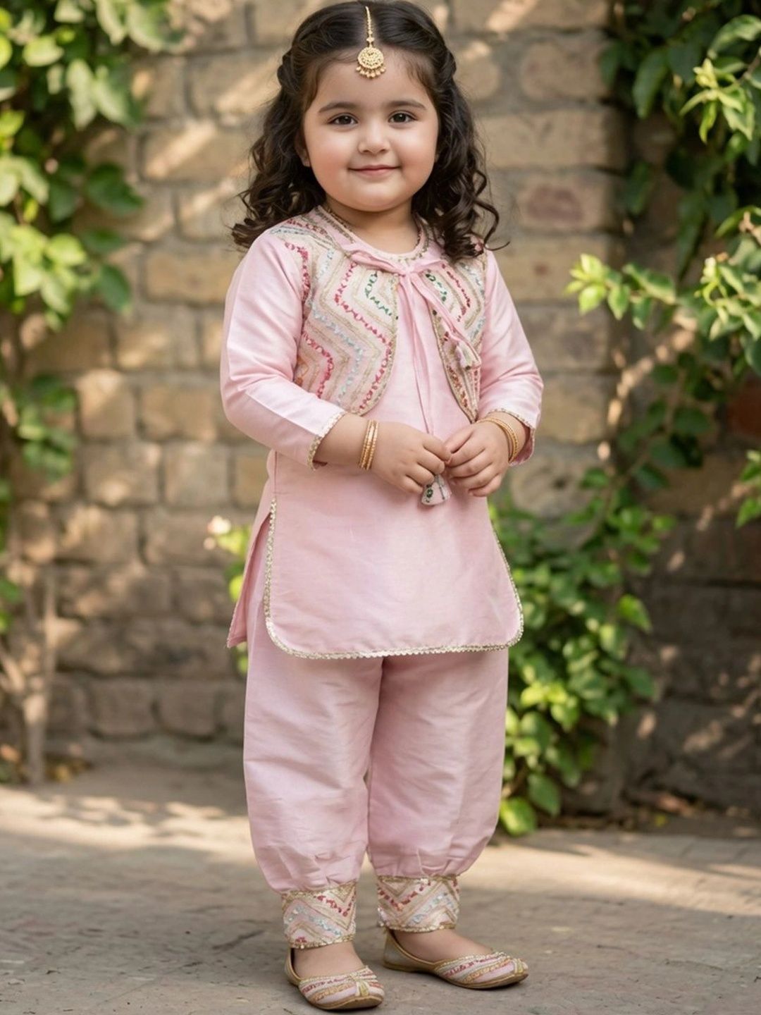Cutiekins Girls Regular Long Sleeves Kurta with Patiala-image-27