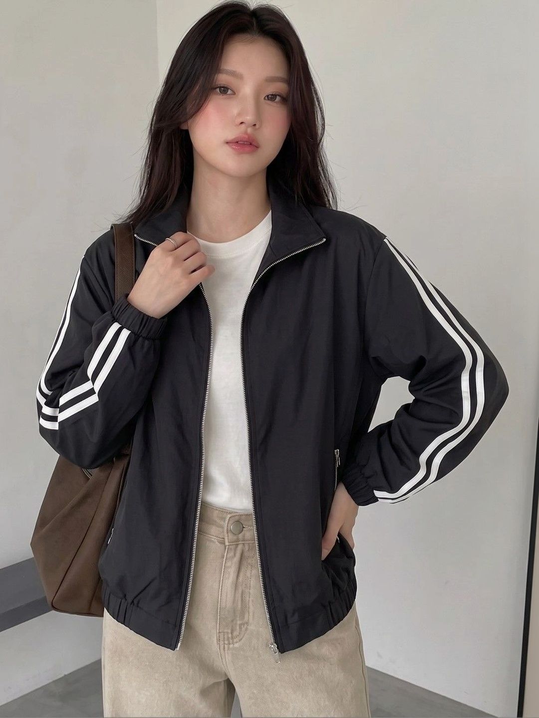 THE FASHION HUB Women Colourblocked Lightweight Training or Gym Sporty Jacket-picture-39