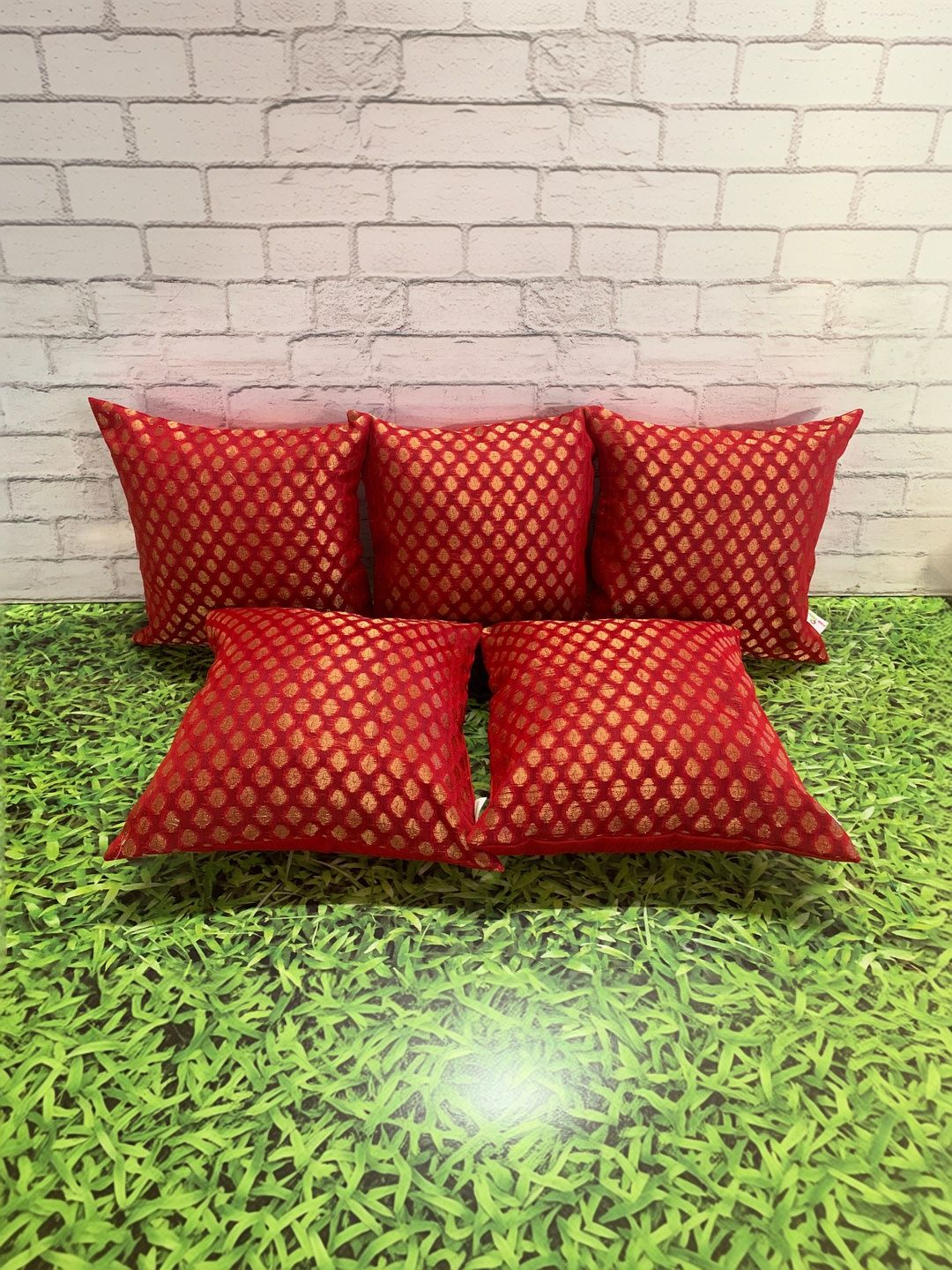 Pink Parrot Multicoloured Set of 2 Square Cushion Covers-picture-47