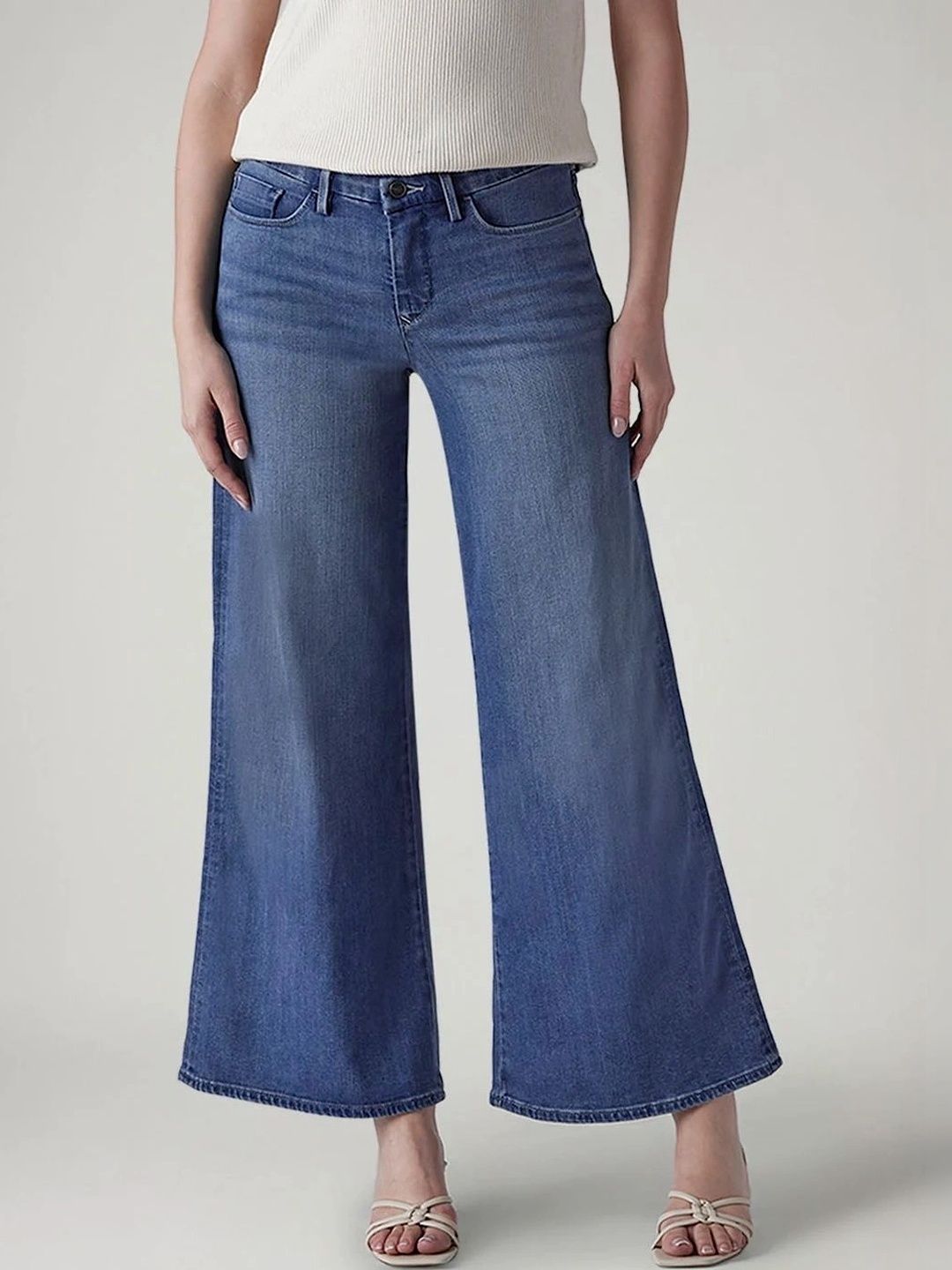 Levis Women Classic Wide Leg Mid-Rise Light Fade Stretchable Jeans-picture-43