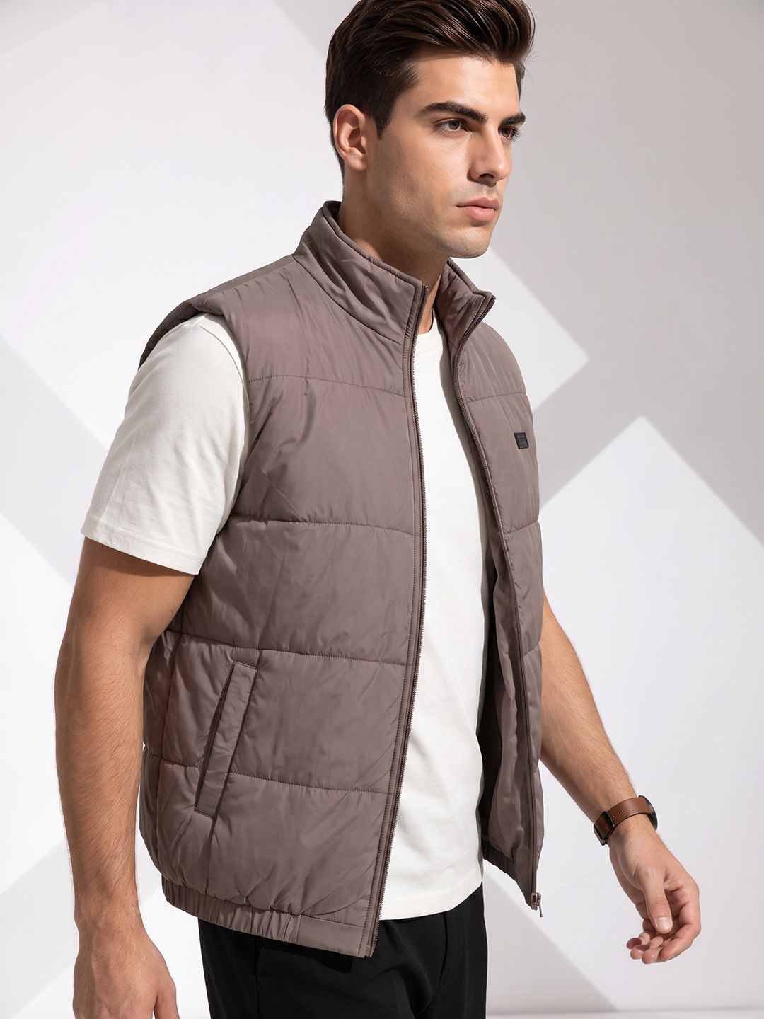INVICTUS Sleeveless Puffer Gilet Jacket-picture-58