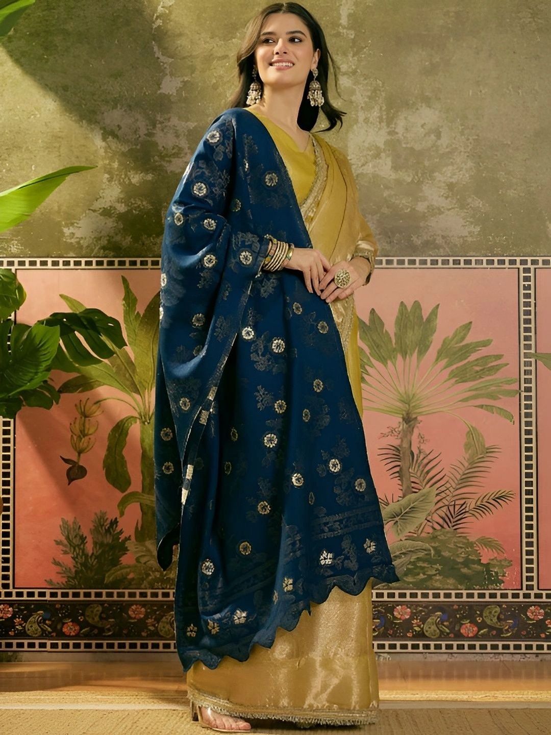 Sangria Women Floral Woven Design Shawl-picture-20