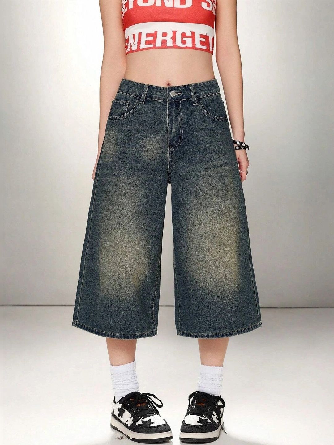 MAKPAK Women High-Rise Denim Denim Shorts-picture-3