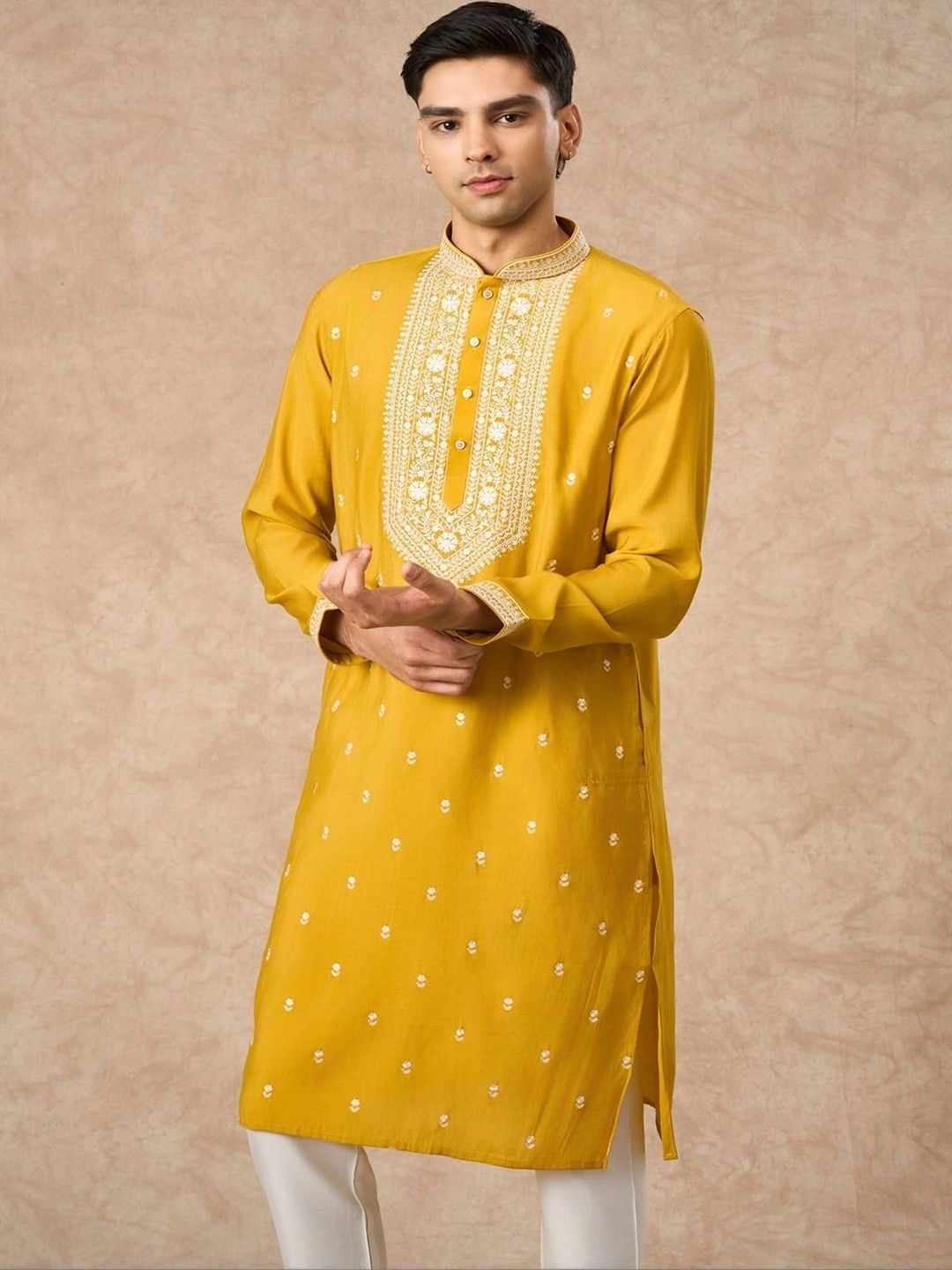 Manyavar Men Ethnic Motifs Embroidered Regular Thread Work Kurta with Pyjamas-picture-31