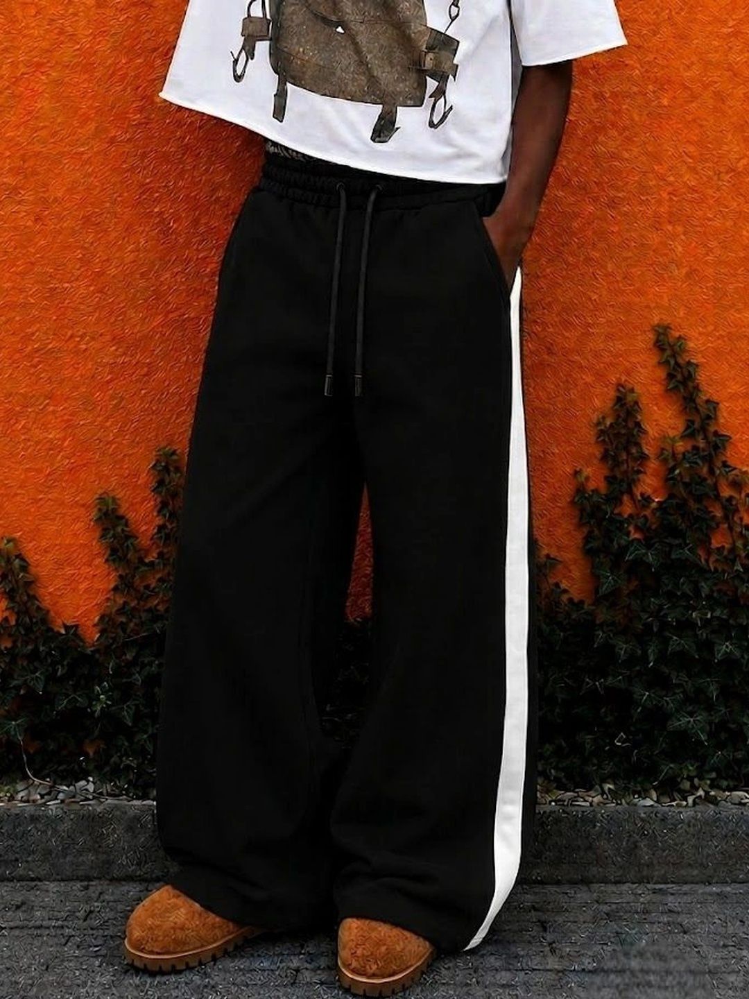 dockstreet Men Relaxed Fit Colourblocked Training Track Pants-picture-20