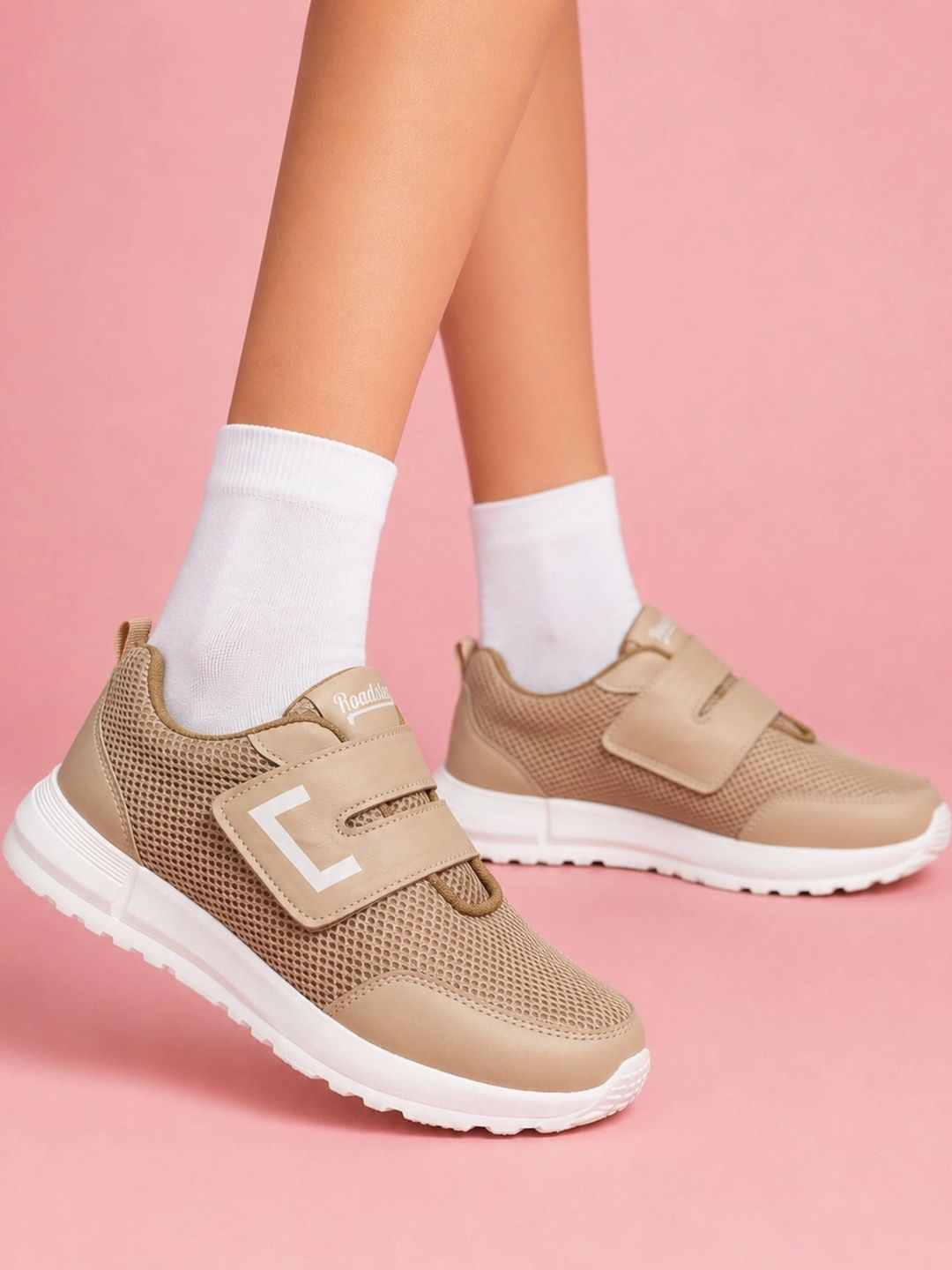 Roadster Women Textured Sneakers-picture-24
