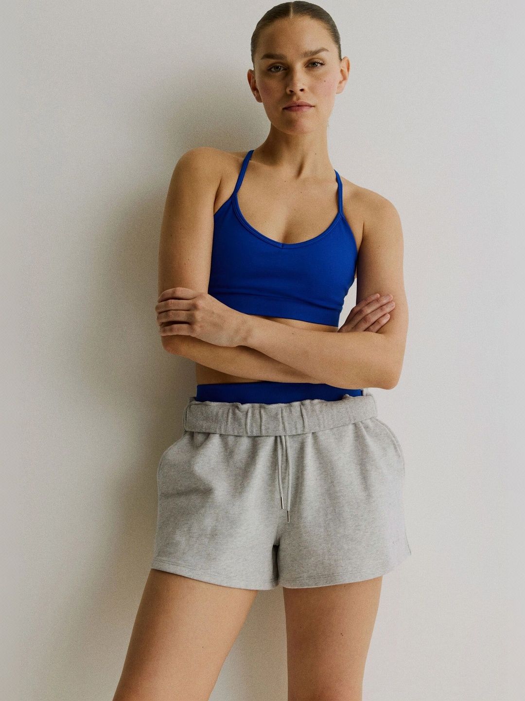 H&M MOVE Regular Fit Sports sweatshorts-picture-36