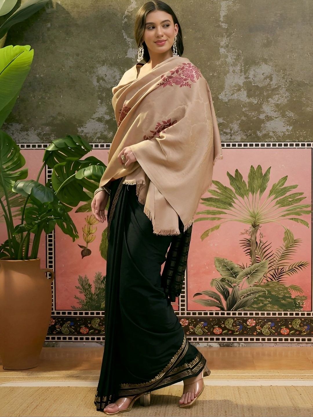 Sangria Women Floral Printed Shawl-image-7