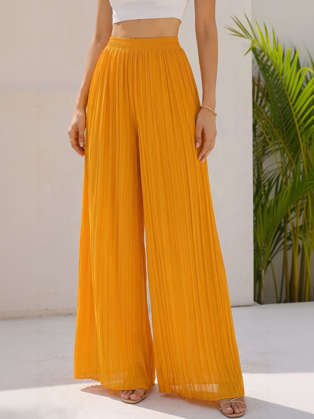 Kasendra Women Relaxed Trousers-picture-2