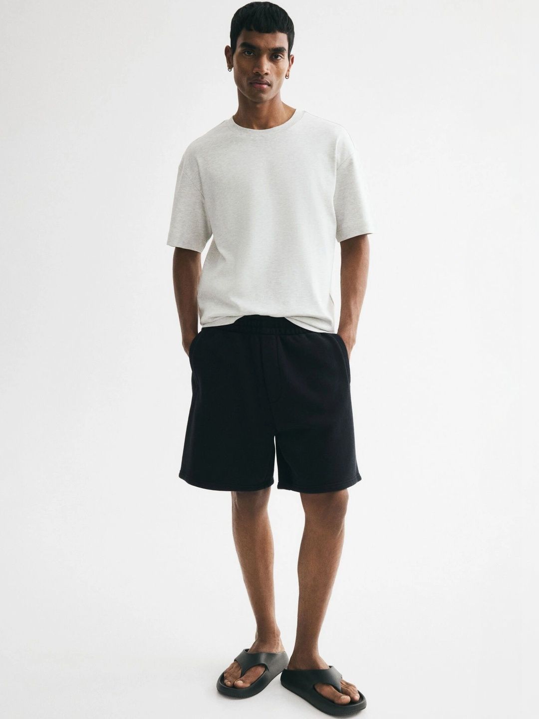 H&M Relaxed Fit Sweatshorts-picture-53