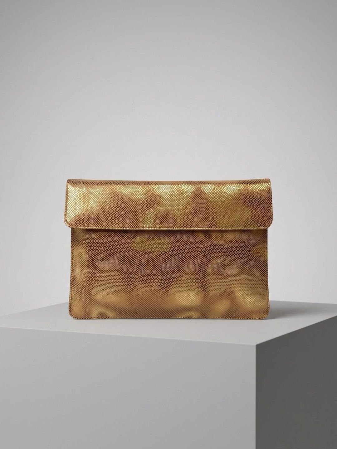 Abelardo De Moda Unisex Textured Leather Laptop Sleeve-picture-29