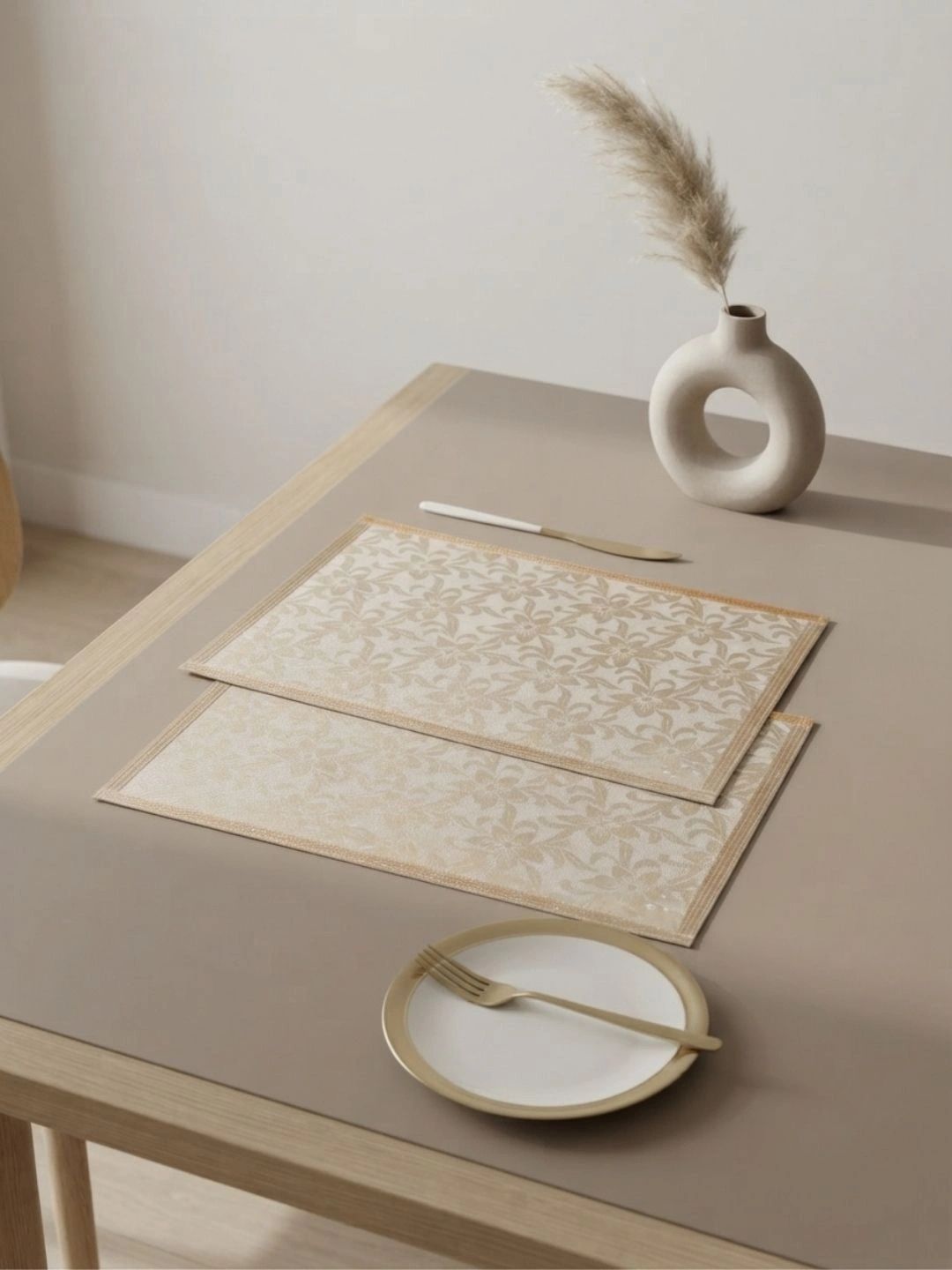 THE HOME CO. 2 Pcs Beige Printed Rectangle Table Placemats-picture-27
