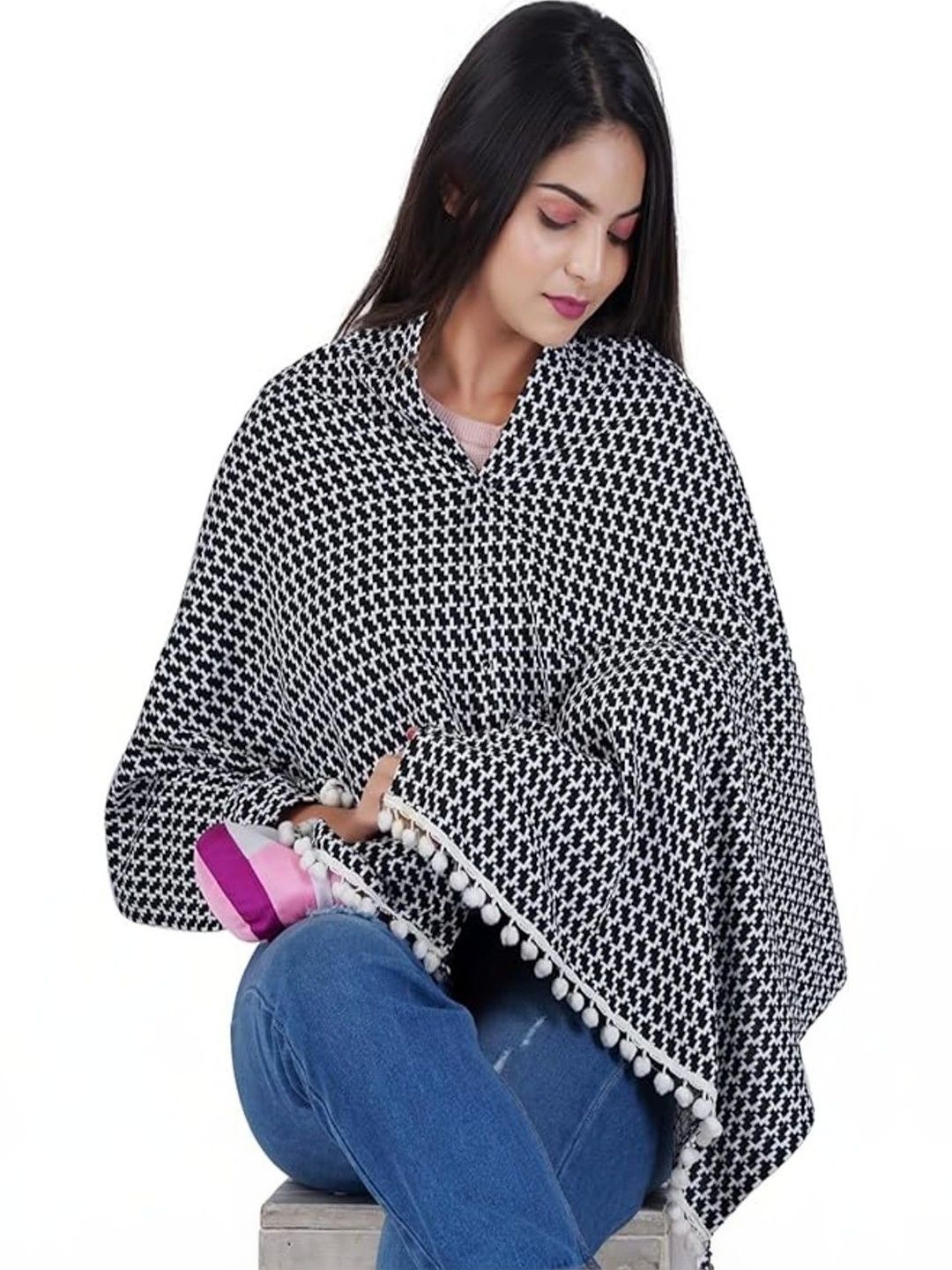 AGUILA Women Printed Tasselled Monochrome Button Shrug-image-29