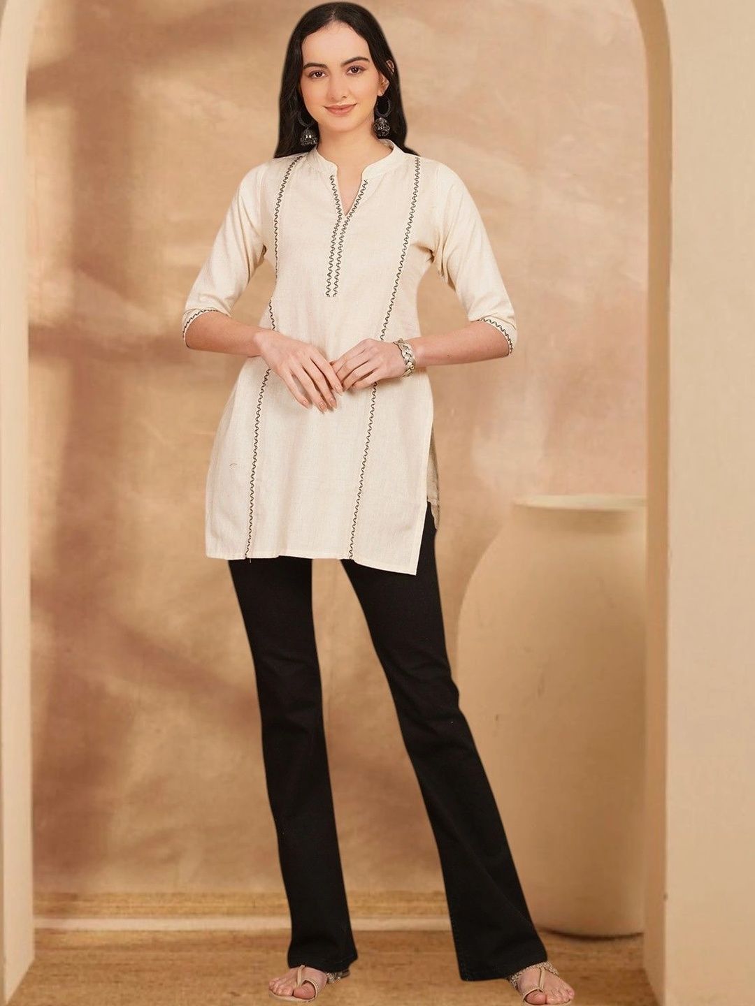 Anouk Rustic Embroidered V-Neck Thread Work Pure Cotton Blend Khadi Thread Work Kurti-picture-18