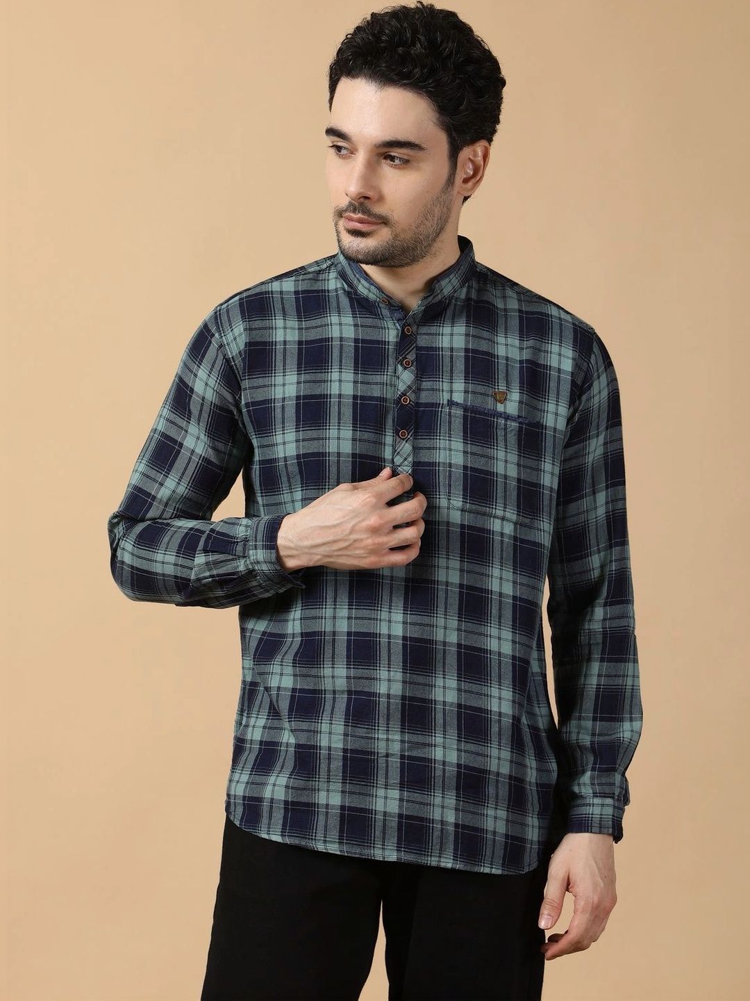 Kuons Men Checked Kurta-picture-28