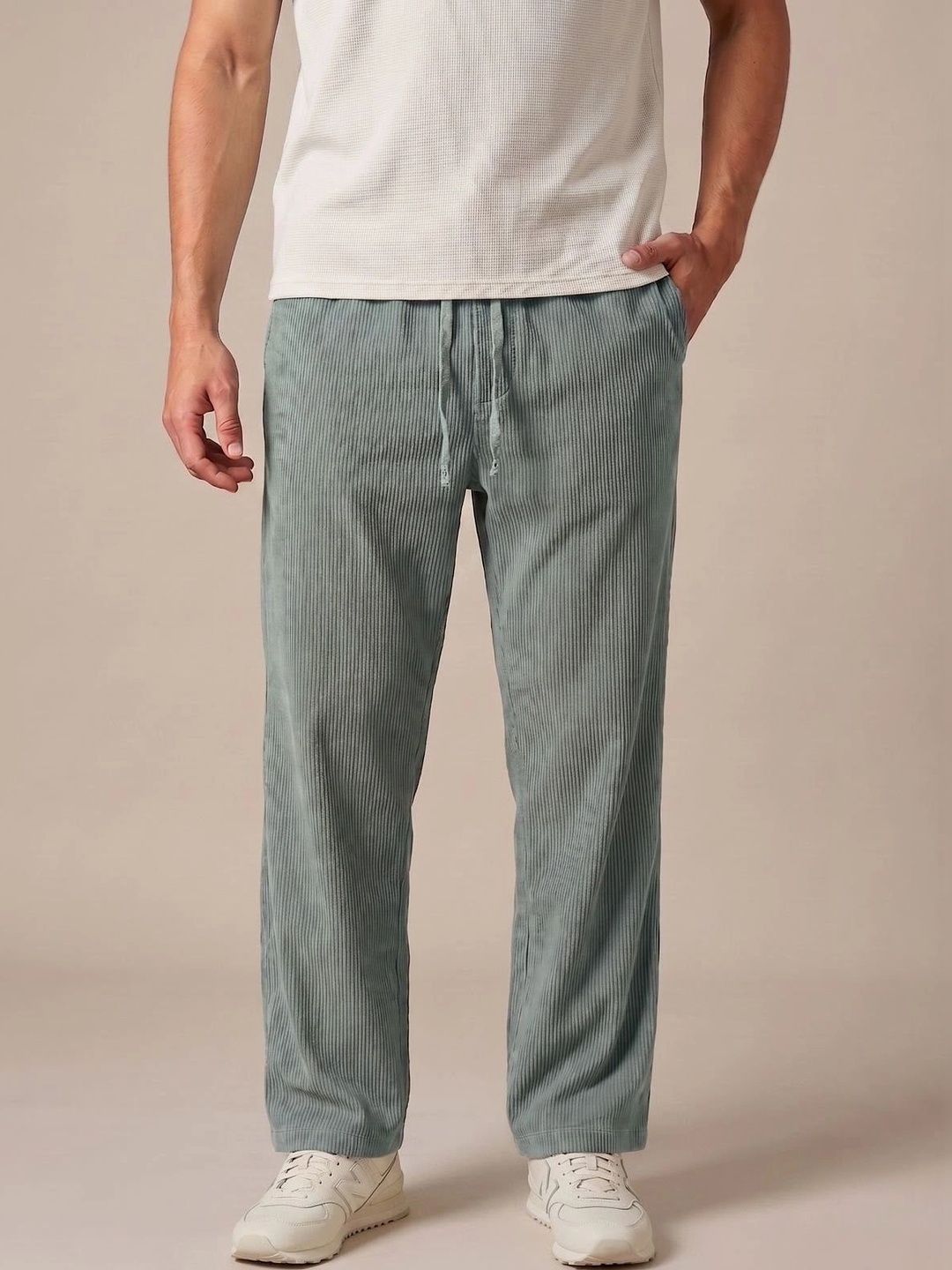 Hence Men Relaxed Corduroy Trousers-picture-25