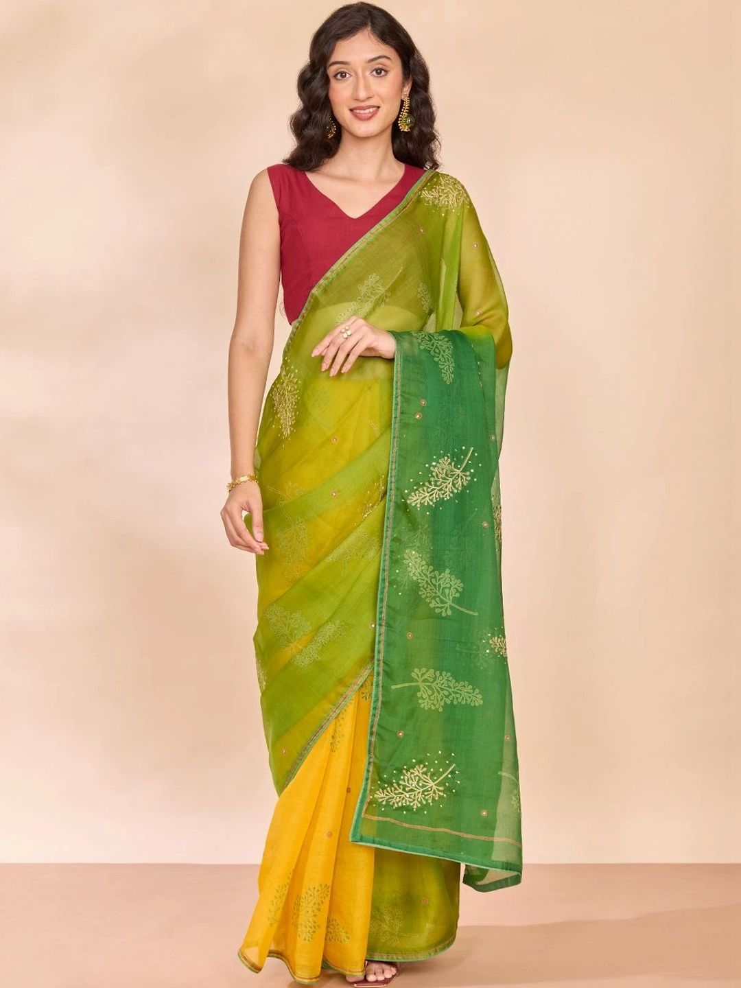Taneira Floral Embroidered Pure Silk Saree-picture-16