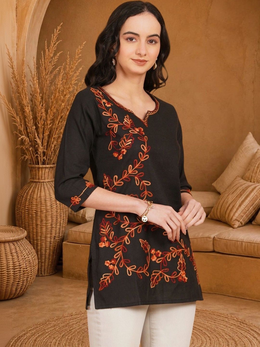 Anouk Rustic Botanical Embroidered V-Neck Thread Work Pure Cotton Blend Khadi Thread Work Kurti-picture-31