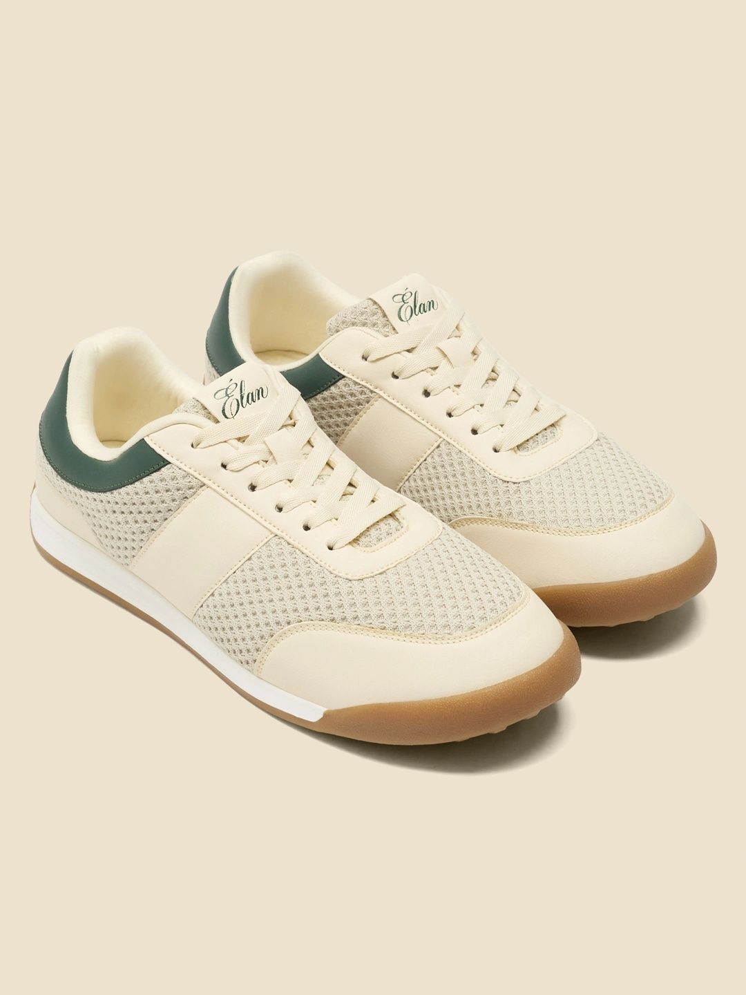 Campus Men Textured Sneakers-image-24
