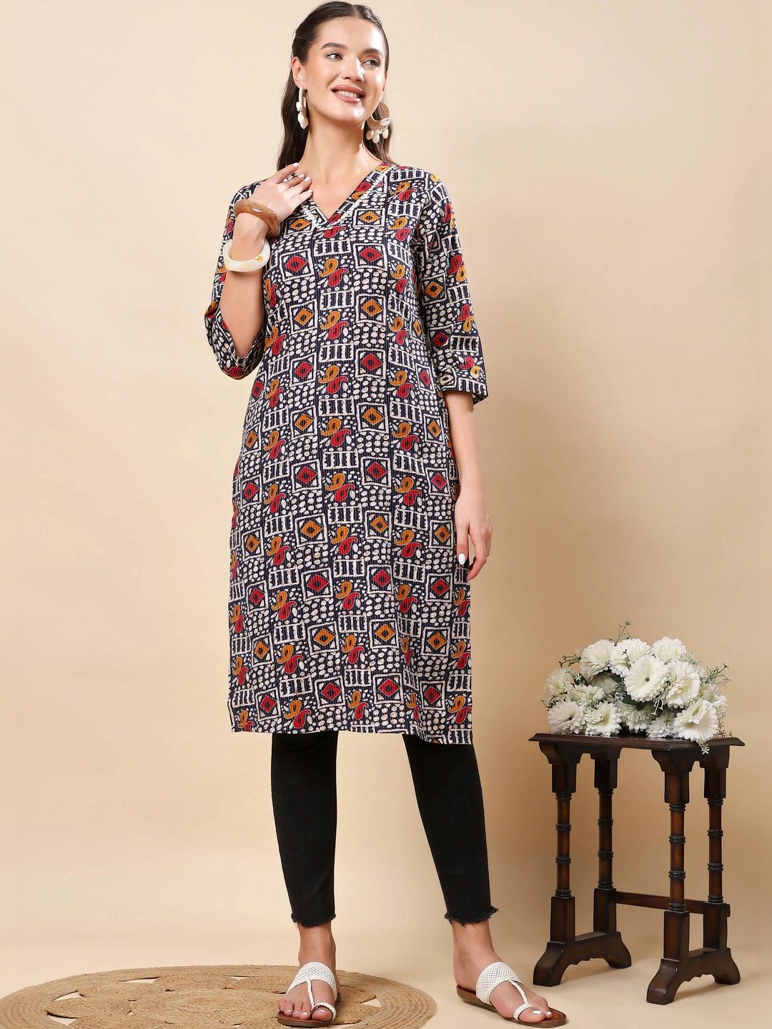 RABRIC Ethnic Motifs Printed V-Neck Pure Cotton Kurti-picture-37