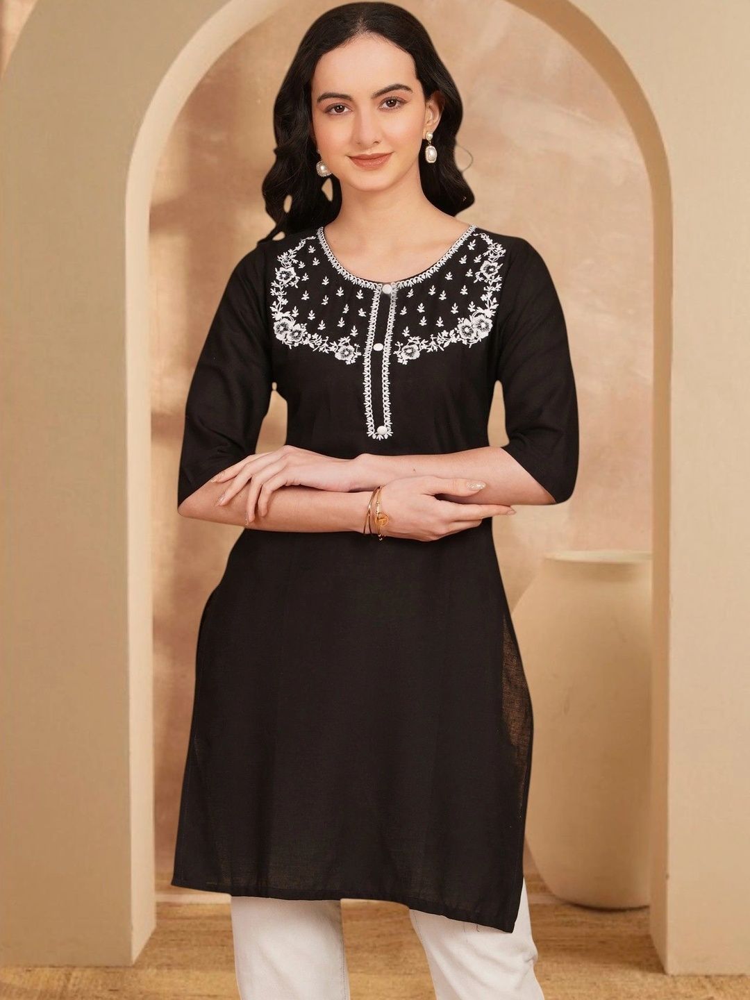 Anouk Rustic Ethnic Motifs Embroidered Pure Cotton Blend Khadi Kurti-picture-27