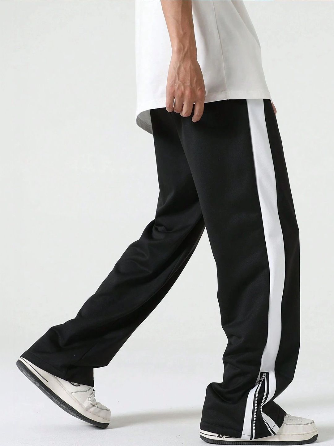 Zimist Men Relaxed Fit Colourblocked Training Track Pants-picture-57