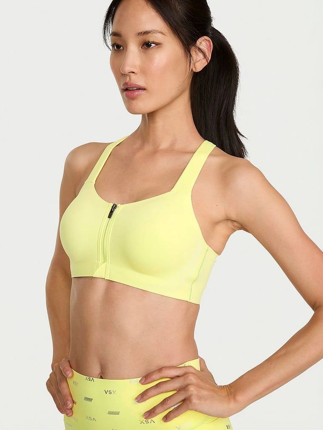 Victoria's Secret Bra Medium Coverage Underwired Lightly Padded-image-15