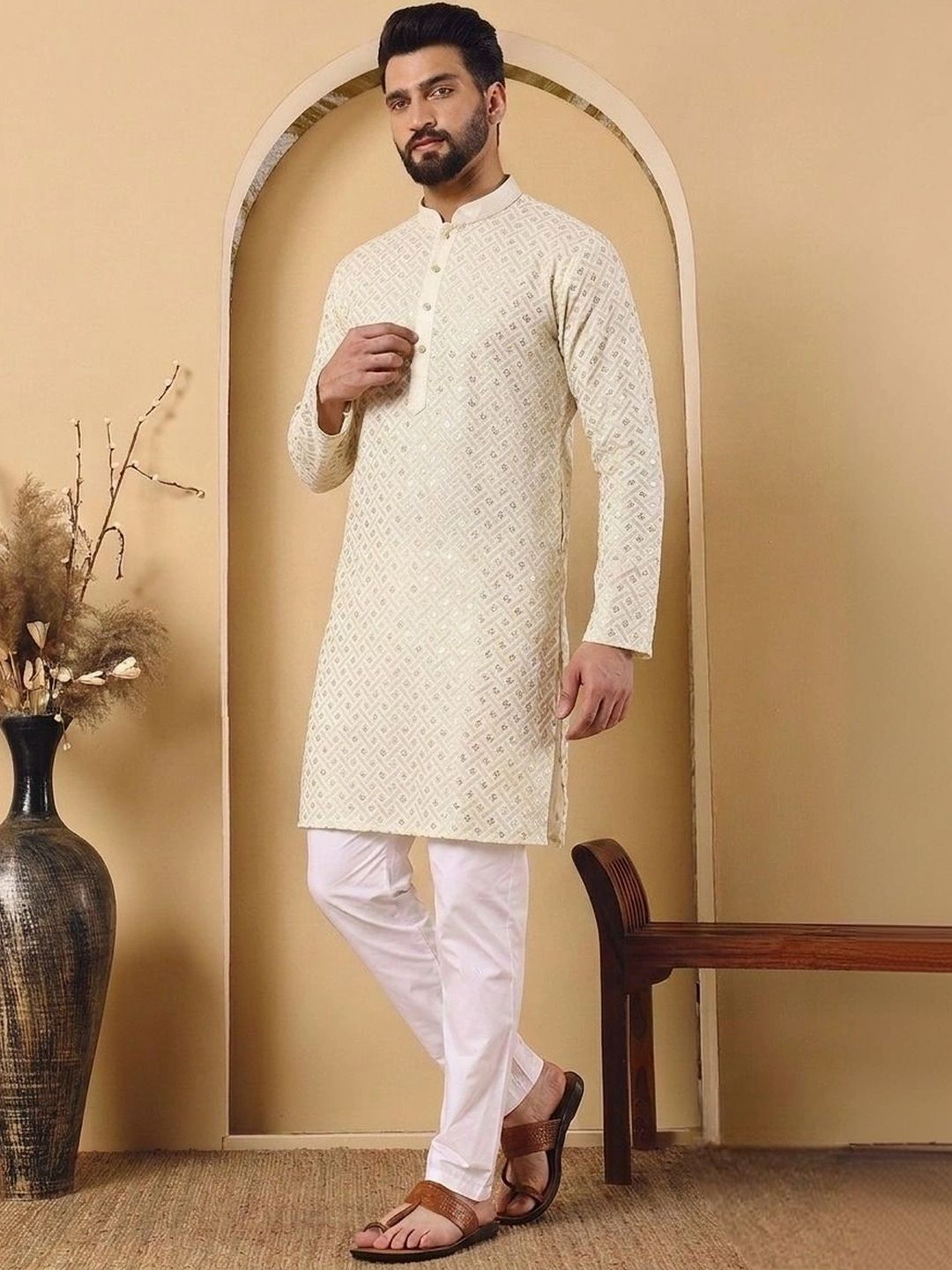 CHIRASVI Men Kurta-picture-34