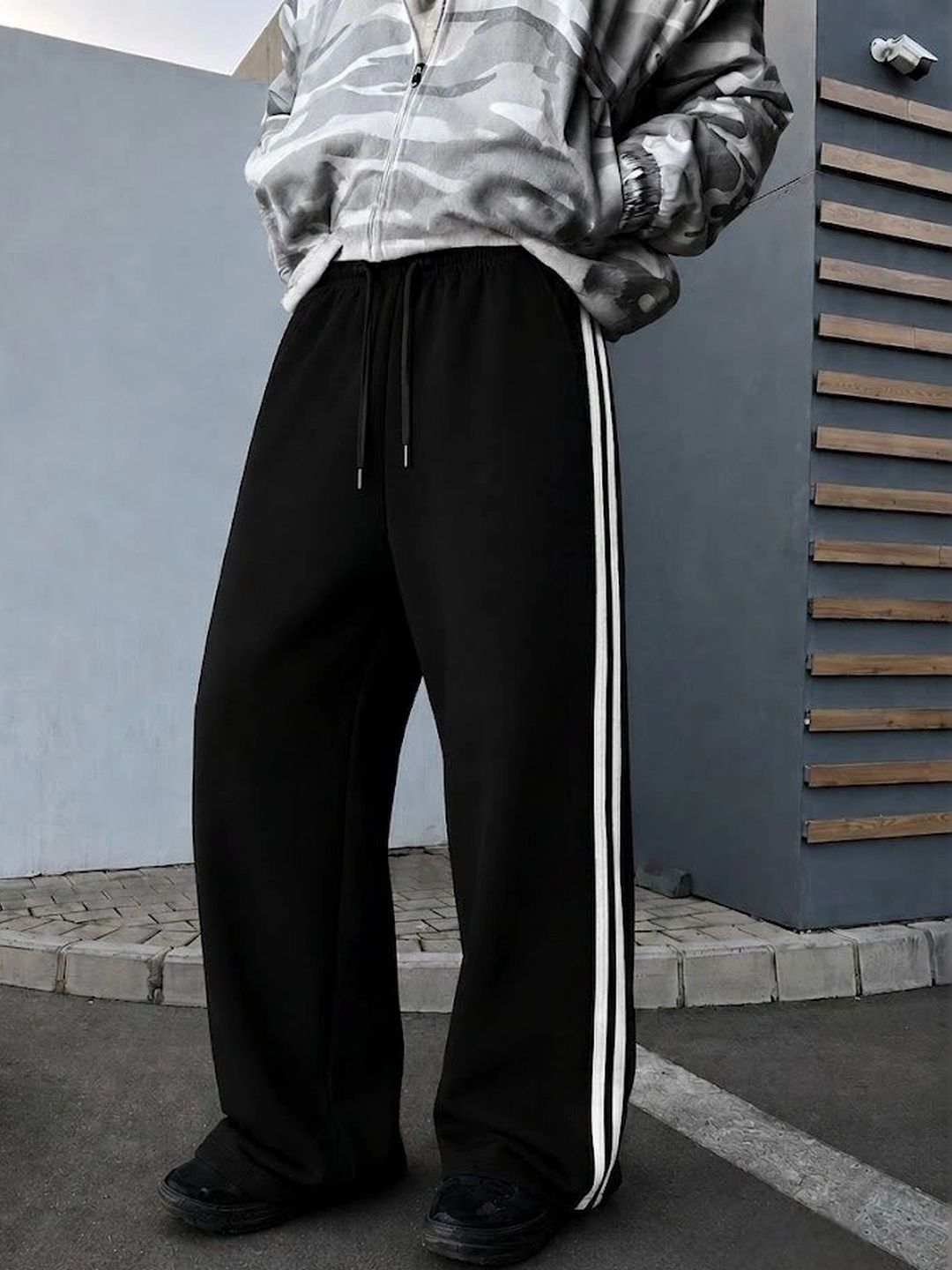 PROGENY Men Relaxed Fit Training Track Pants-picture-54